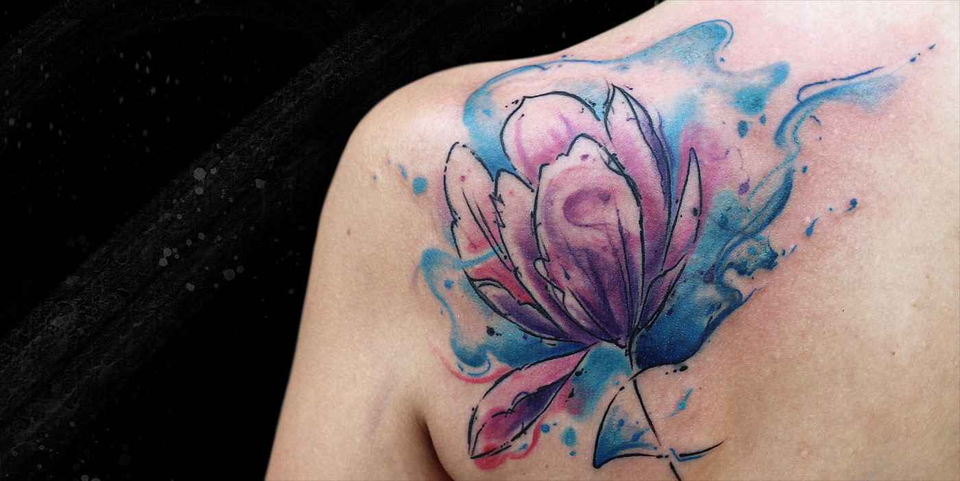 tatuaje cover up flor