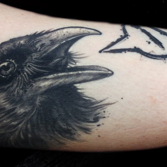tatuaje cuervo